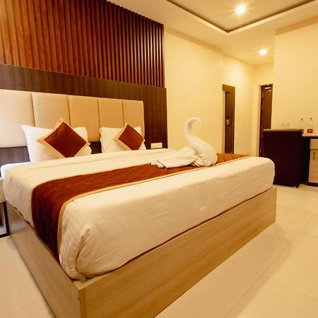 Hotel Brindavan Elite ราเมศวาราม ภายนอก รูปภาพ