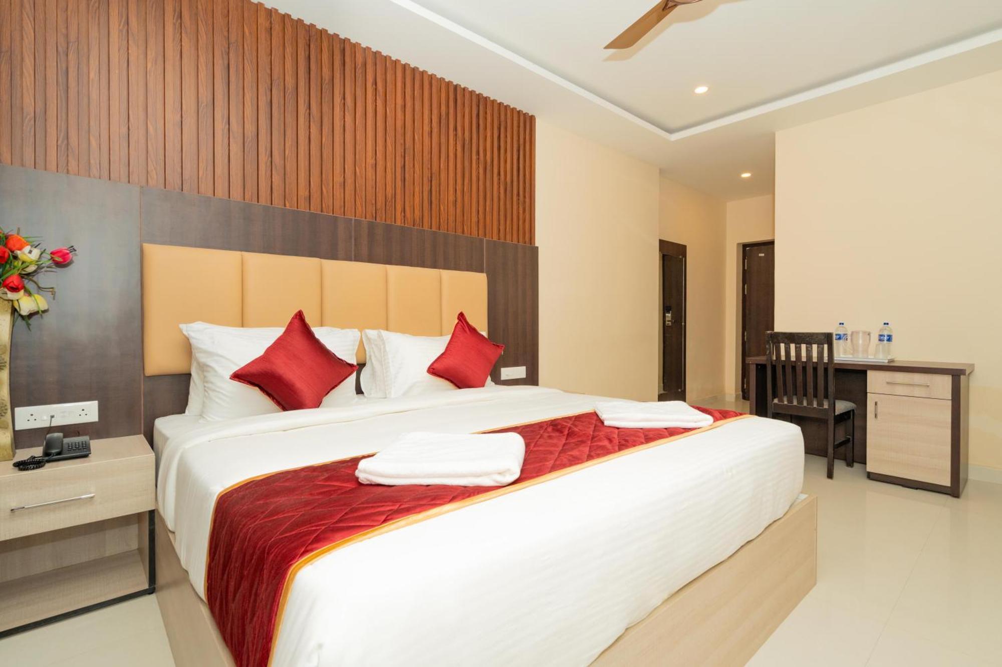 Hotel Brindavan Elite ราเมศวาราม ภายนอก รูปภาพ