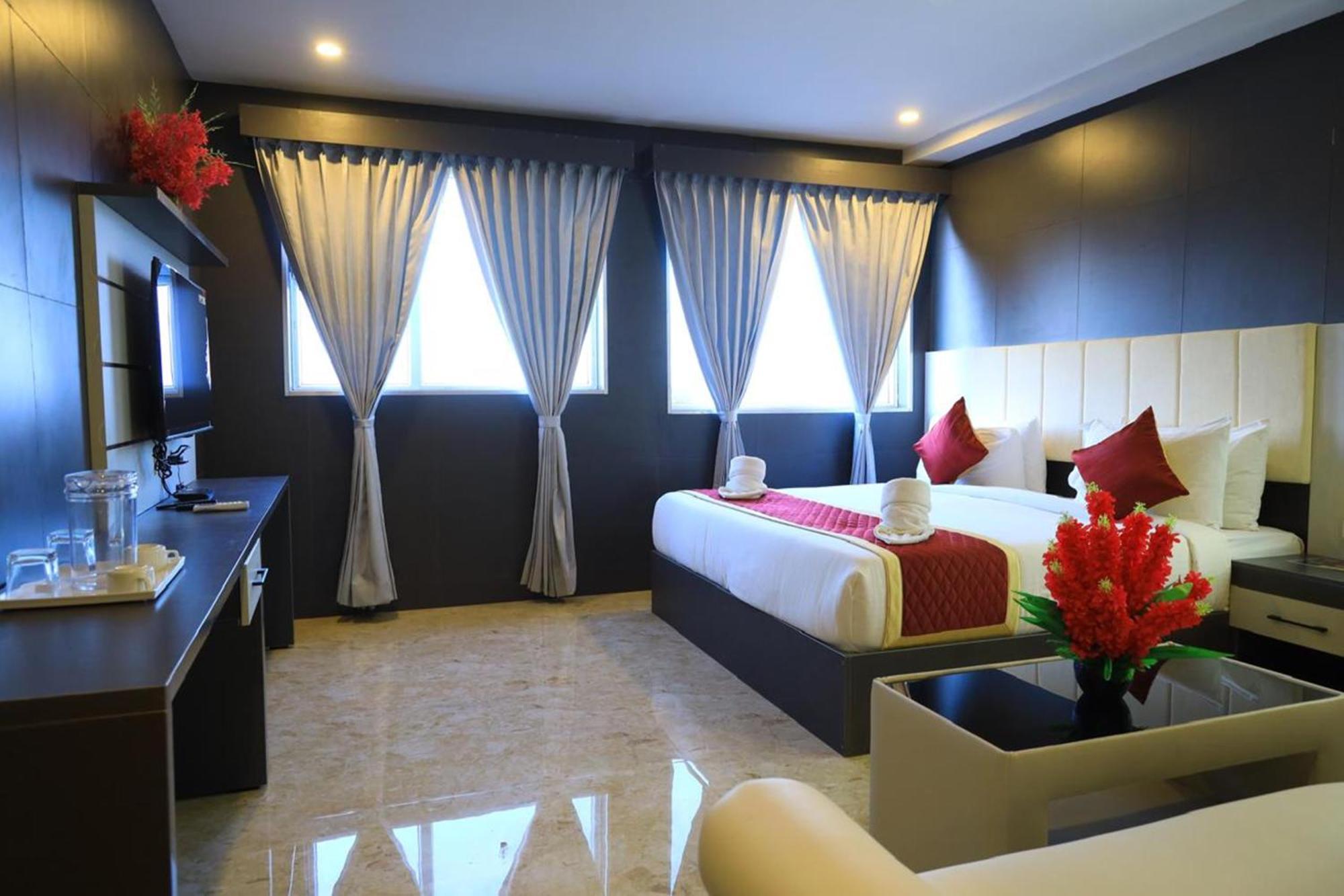 Hotel Brindavan Elite ราเมศวาราม ภายนอก รูปภาพ
