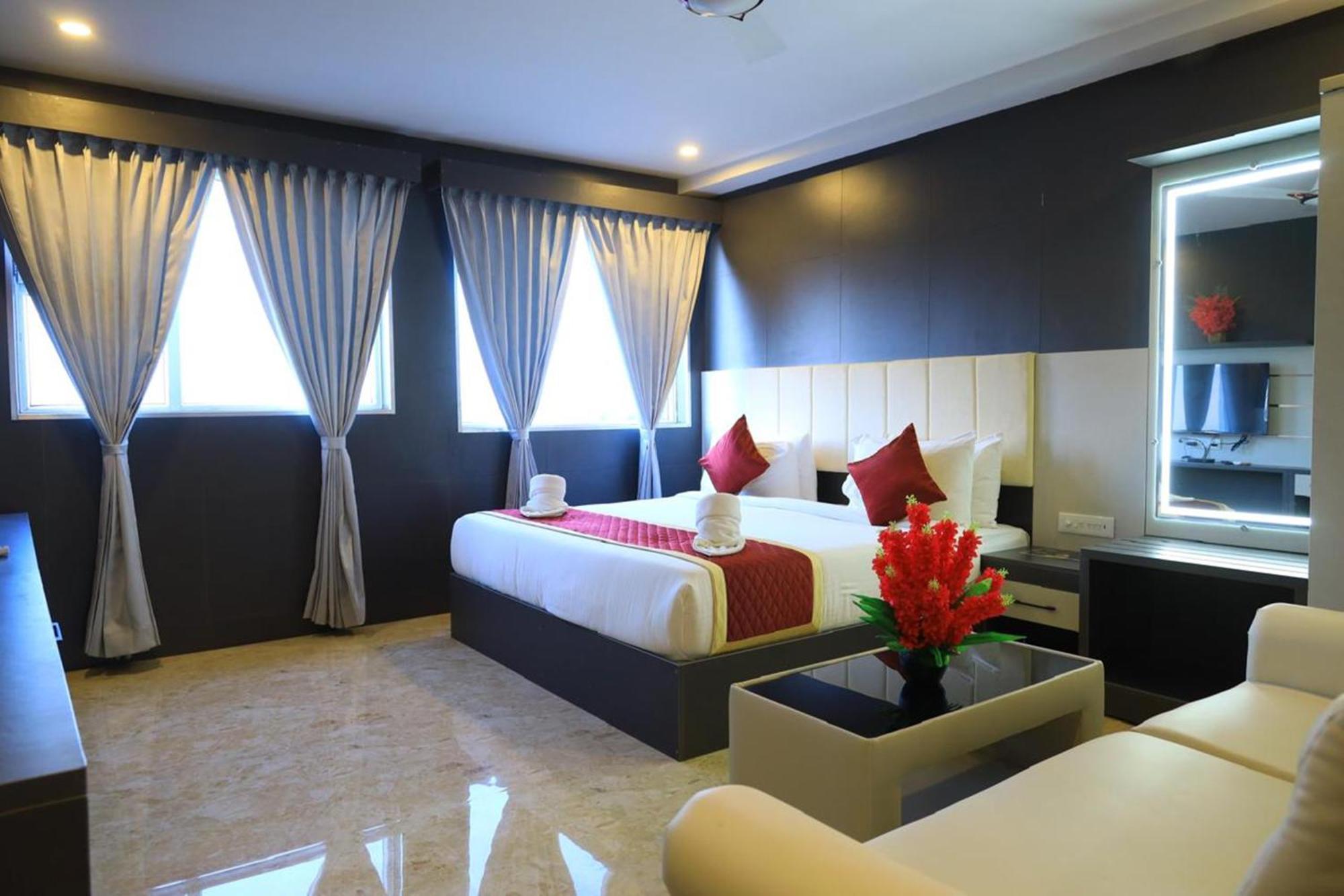 Hotel Brindavan Elite ราเมศวาราม ภายนอก รูปภาพ
